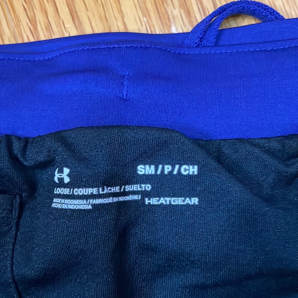 Under Armor Shorts Women's Small
New Fly By 2.0 Activewear - Picture 5 of 7